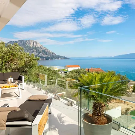 Luna Mare Mit Pool Und Sauna Villa *