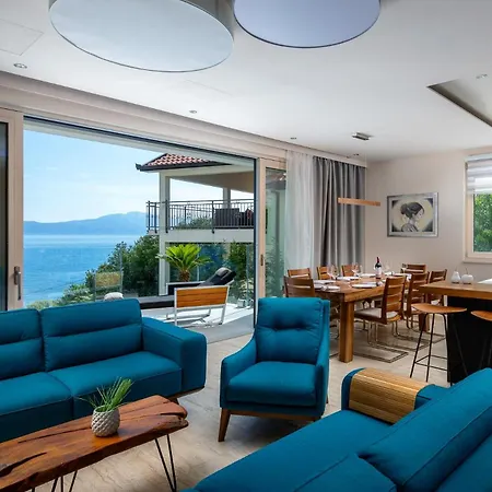 Luna Mare Mit Pool Und Sauna Villa