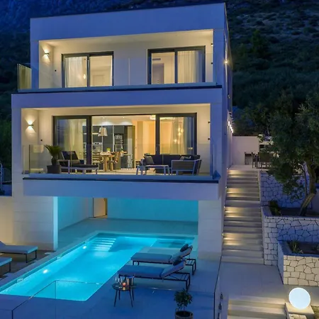 Vila Luna Mare Mit Pool Und Sauna Podaca